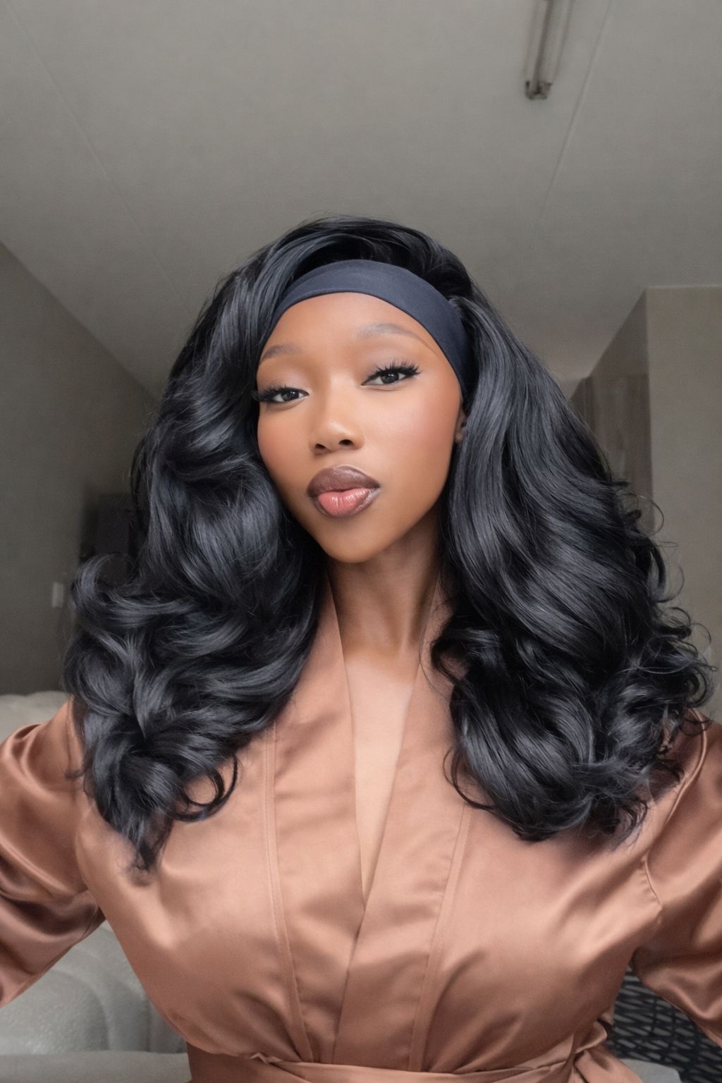 Luchi head band blended wig